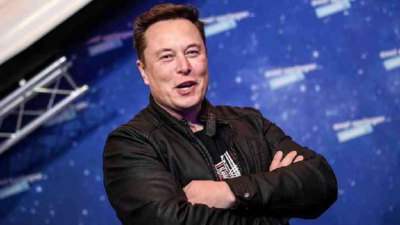 'H lugares muito mais fceis de trabalhar, mas ningum nunca mudou o mundo com 40 horas por semana', tuitou Elon Musk em 2018(foto: Alamy)