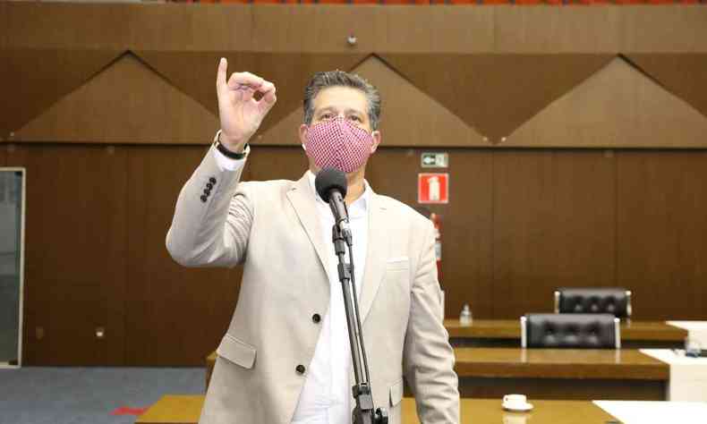 Jair Di Gregrio foi um dos autores da moo de aplausos a Bolsonaro; proposta acabou rejeitada pelos vereadores(foto: William Delfino/CMBH)