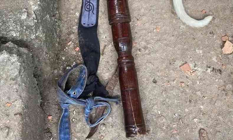 Catador carregava pedao de madeira que foi confundido por fuzil por policiais militares
