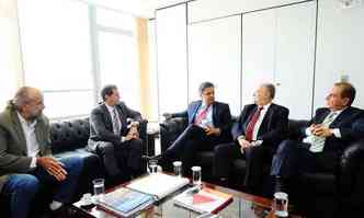 Presidentes dos partidos de oposio se reuniram para discutir o atual quadro poltico do pais(foto: George Gianni/PSDB)