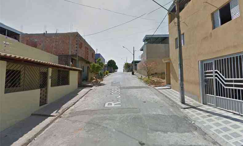 Rua onde a vtima e o suspeito moravam fica no Bairro Francisco Lucas(foto: Reproduo da internet/Google Maps)