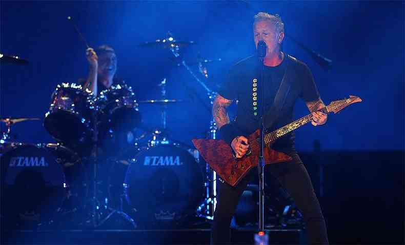 James Hetfield, vocalista do Metallica, em apresentao na cidade de Arlington, nos Estados Unidos