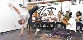 Sede da Associao de Capoeira Angola Dobrada, no Bairro Horto, na Regio Leste de BH,  palco para a 