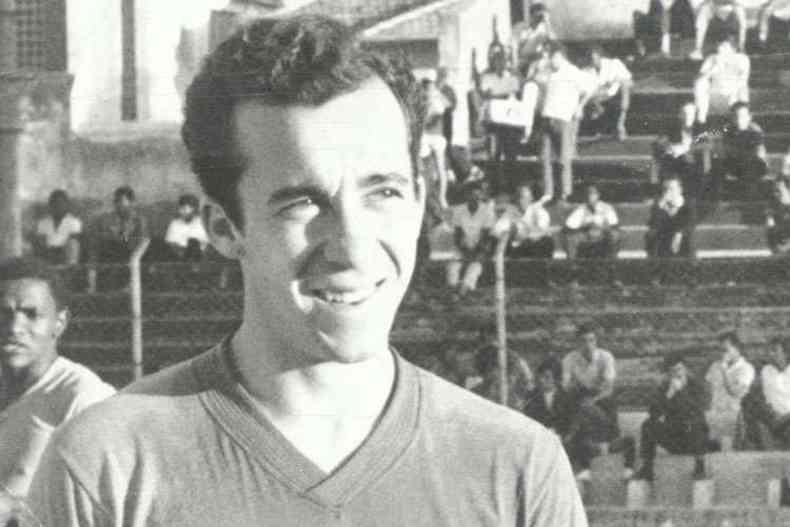 Ainda jovem, Tosto mostrou seu talento com a camisa do Cruzeiro e chegou  Seleo(foto: Arquivo EM)