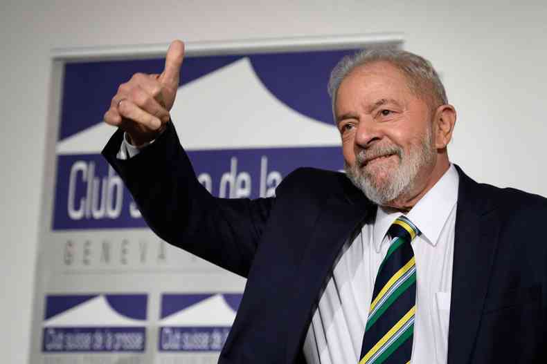 O PT deve abrir mo de candidaturas prprias a governador e senador na maioria dos Estados em troca de apoios a Lula. (foto: FABRICE COFFRINI)
