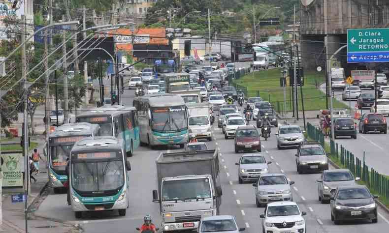 Trnsito na capital mineira 