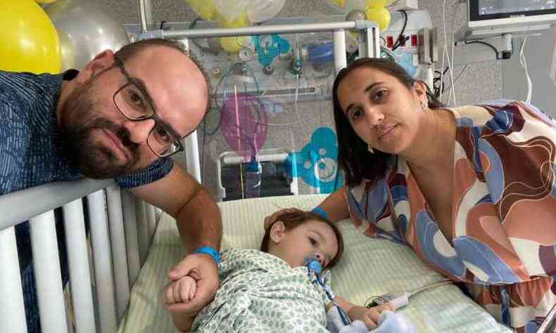 Rafa esperando para receber sua 'dose de vida', o que ocorreu no dia 21 de julho(foto: Reproduo/Redes sociais)