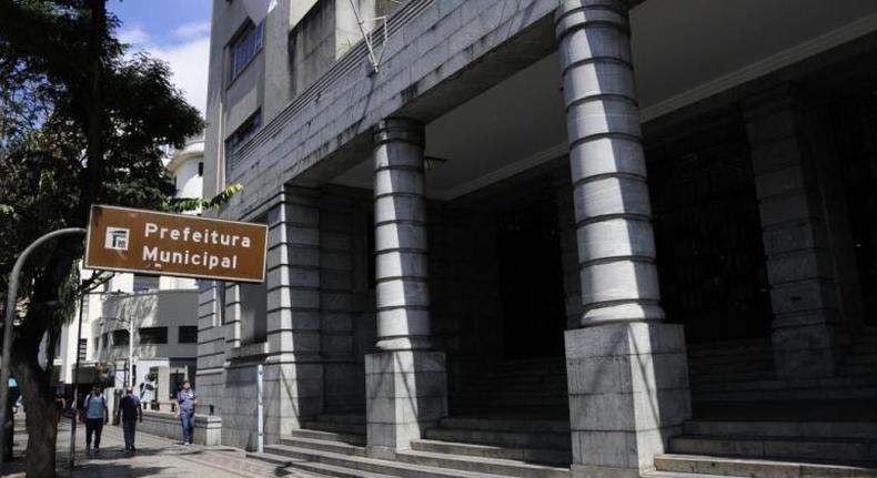 Folha de pagamento é composta de 46 mil agentes públicos e 20 mil aposentados (foto: Rodrigo Clemente/PBH) Sede da Prefeitura de Belo Horizonte