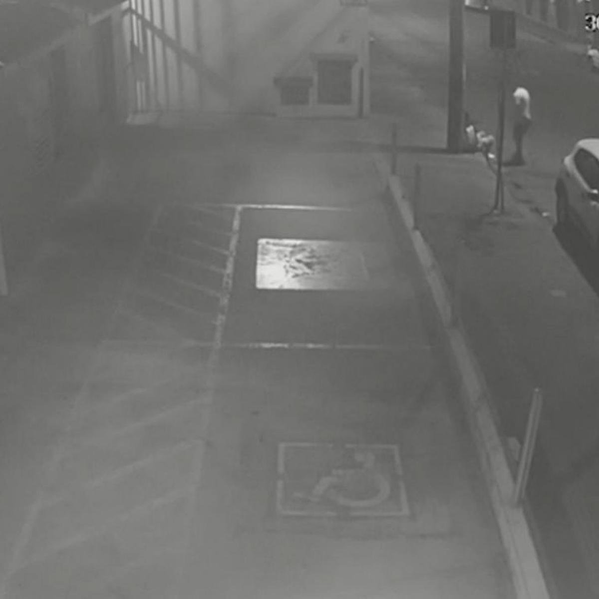 Comendo o cu da bêbada