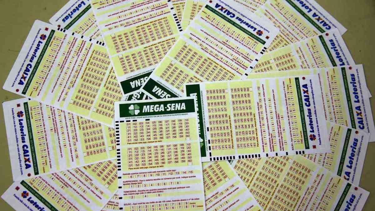 Ninguém ganhou! Mega-Sena 2563 acumula e pode pagar R$ 10 milhões; veja  dezenas