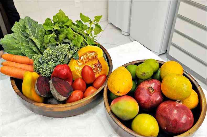 Adotar uma alimentao saudvel, com frutas, legumes e hortalias,  uma das formas de preveno da gota (foto: Beto Magalhes/EM/D.A Press %u2013 3/11/14)