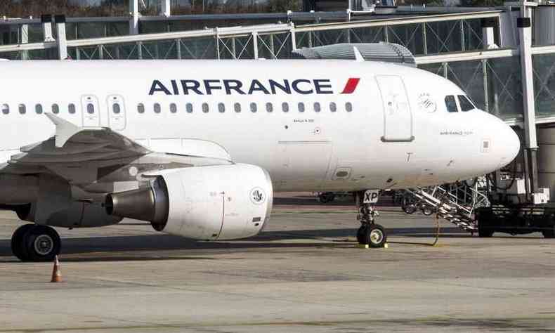 Grupo Air France anuncia corte na equipe para enfrentar a crise econmica provocada pelo novo coronavrus(foto: Etienne Laurent/ Agncia Brasil)