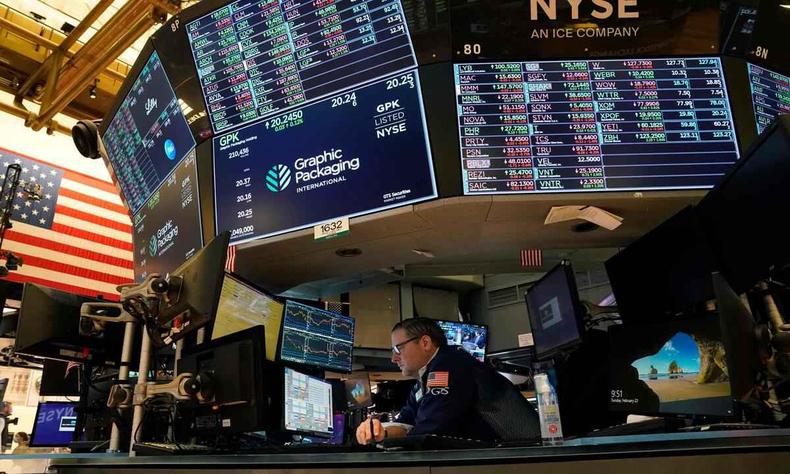 Bolsa de Valores de Nova York pode ficar sem cinco empresas chinesas (foto: TIMOTHY A. CLARY / AFP) Bolsa de Valores de Nova York