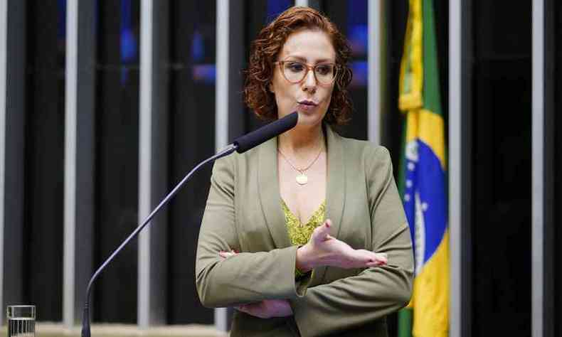 Bolsonarista, Carla Zambelli apagou tutes sobre Covaxin(foto: Pablo Valadares/Cmara dos Deputados)