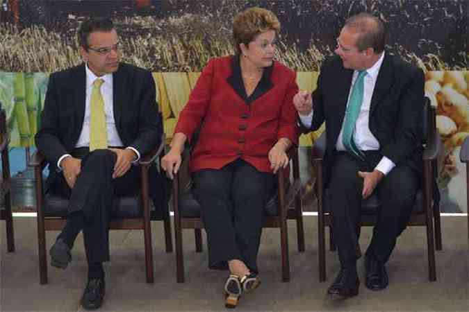 Dilma com Alves (E) e Renan: os parlamentares afirmam que conversa com a presidente foi institucional(foto: WIlson Dias/ABR)