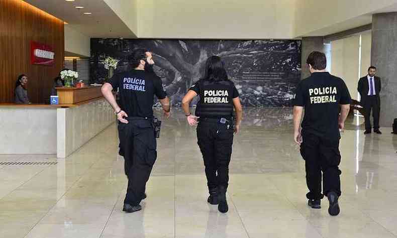 Polcia Federal na sede da Construtora Odebrecht(foto: Rovena Rosa/Agncia Brasil)