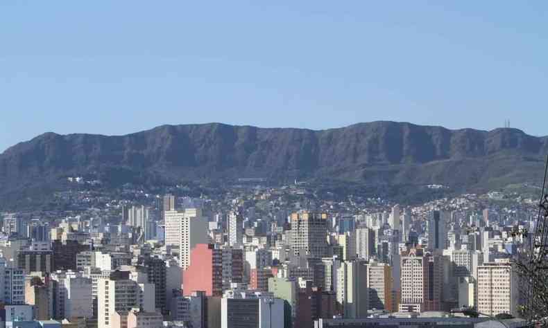 A Serra do Curral vista a partir de Belo Horizonte