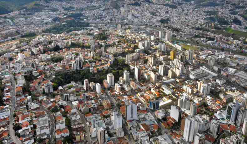 Imagem aérea da cidade de Juiz de Fora