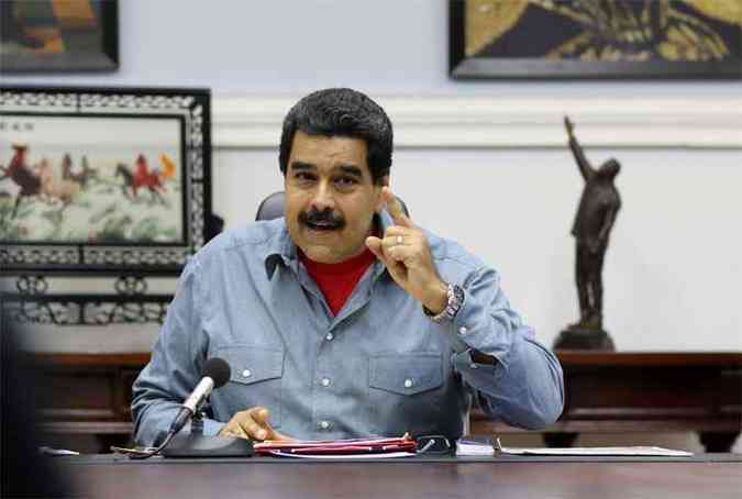 Maduro no explicou se a medida implicar restrio dos direitos civis(foto: AFP PHOTO / VENEZUELAN PRESIDENCY / MARCELO GARCIA)