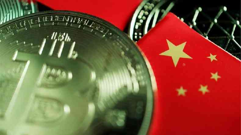 Banco Central da China anunciou que todas as transaes de criptomoedas so consideradas ilegais no pas