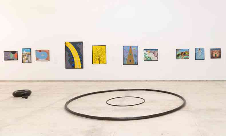 Vistas da exposição Abdias Nascimento, Tunga e o Museu de Arte Negra, no Inhotim