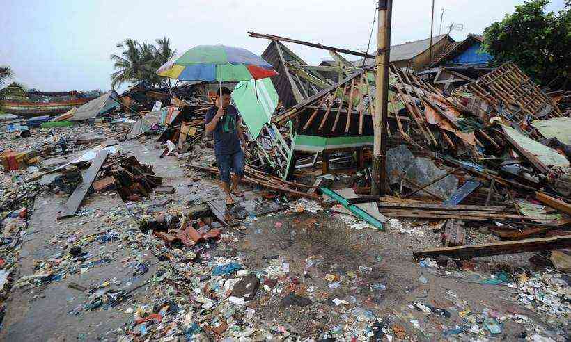 Indonesia Prioriza Busca De Corpos Para Evitar Epidemias Apos