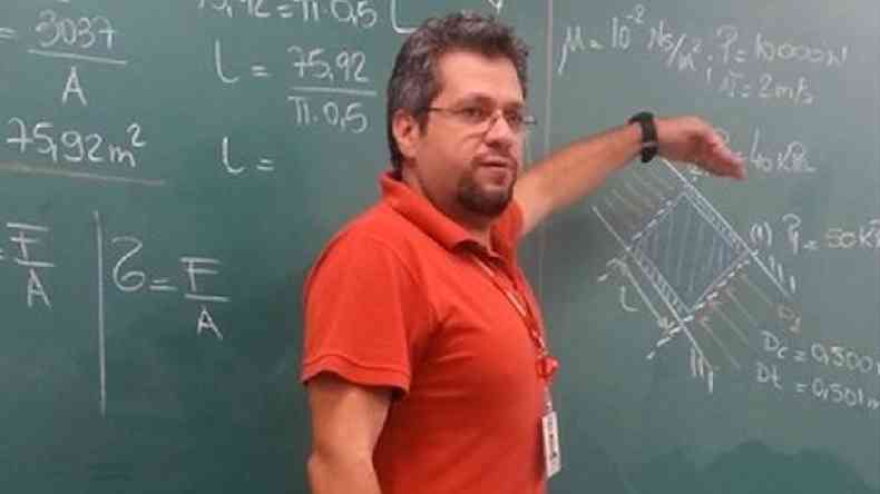 O professor Rodrigo Mota Amarante, que foi demitido em um corte em massa da Uninove de So Paulo
