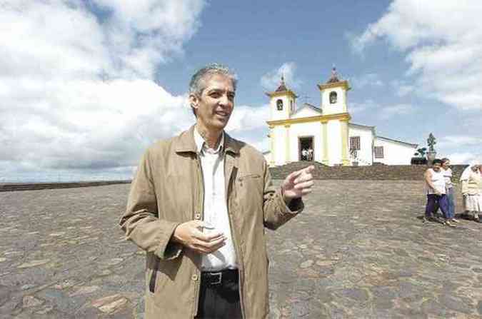 Padre Nédio Lacerda acredita que o santuário de Caeté faz jus a título de hors-concours(foto: JUAREZ RODRIGUES/ EM/ D.A PRESS)