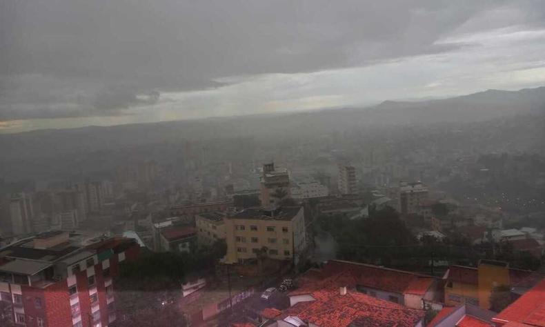 Chuva forte no So Lucas 