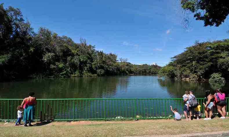 Parque Lagoa do Nado ajuda a refrescar as temperaturas na regio da Pampulha