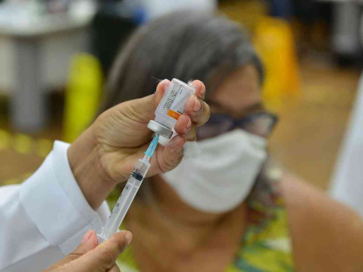 Foto de perfil de muito triste corona vírus paciente doente