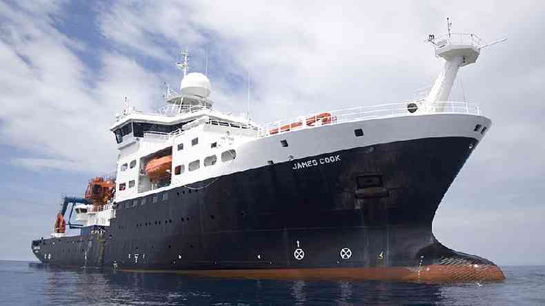 O navio James Cook vai levar os cientistas at o local(foto: NOC)
