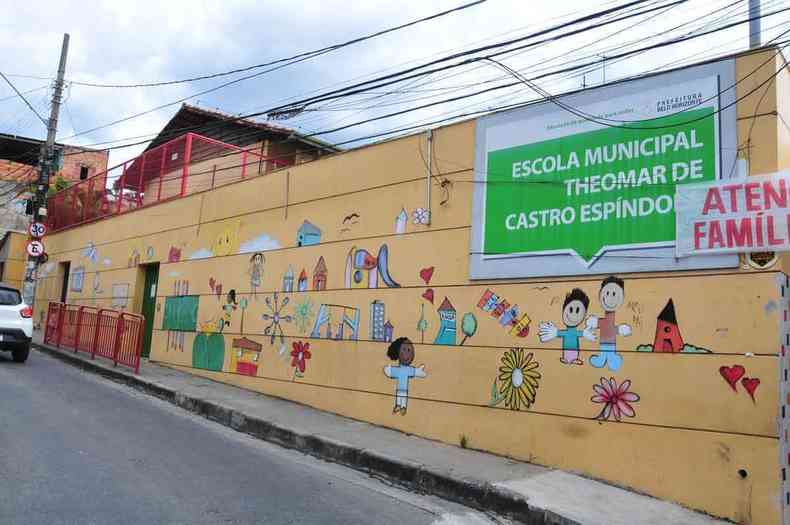 Escola Municipal Theomar de Castro Espndola