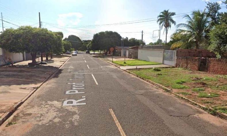 Rua onde aconteceu a tentativa de homicídio em Campo Grande, Mato Grosso do Sul (foto: Reprodução/Google Street View) Imagem da rua onde ocorreu o crime