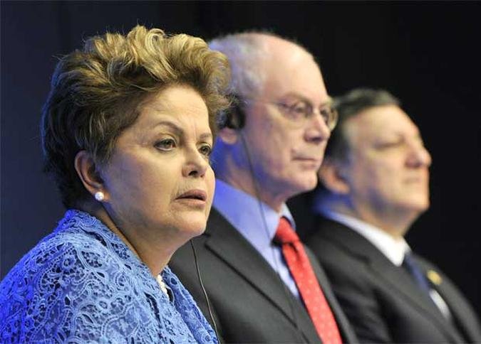 Declarações foram feitas em presença dos presidentes da Comissão Europeia e do Conselho Europeu(foto: AFP PHOTO GEORGES GOBET ) Declarações foram feitas em presença dos presidentes da Comissão Europeia e do Conselho Europeu(foto: AFP PHOTO GEORGES GOBET )