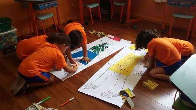 Crianas em foto de arquivo da escola Planeta Azul; diretora Marli Pereira esperava recuperar seu nmero de alunos aps o Carnaval, mas planos foram por gua abaixo por conta da pandemia