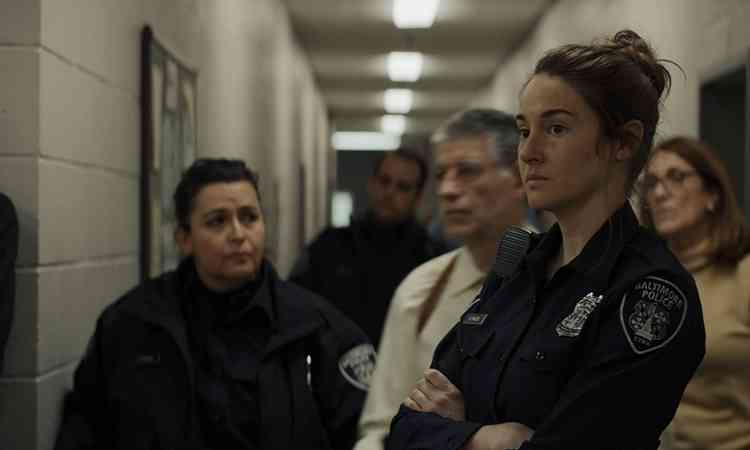 Shailene Woodley em cena do filme Sede assassina
