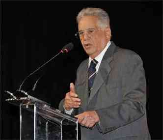 Fernando Henrique criticou a conduo da economia nacional (foto: Juarez Rodrigues/EM/D.A Press)