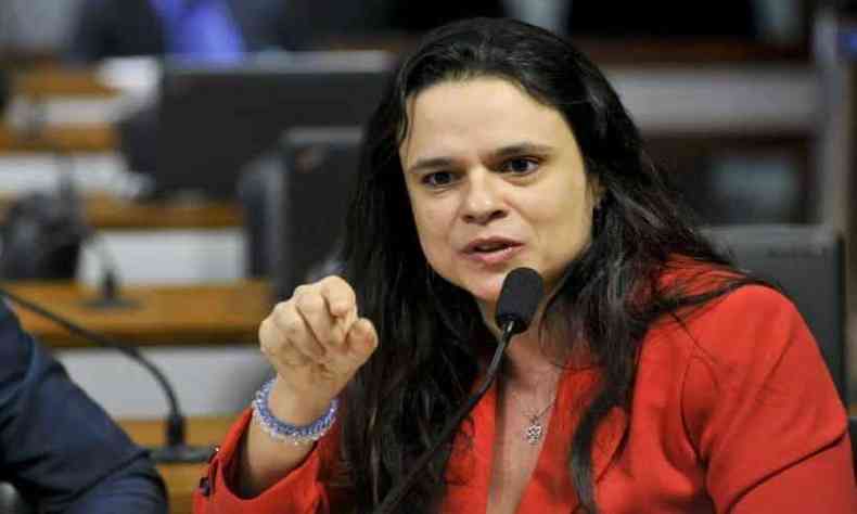 Deputada estadual Janana Paschoal (PSL-SP) defendeu o presidente Jair Bolsonaro 