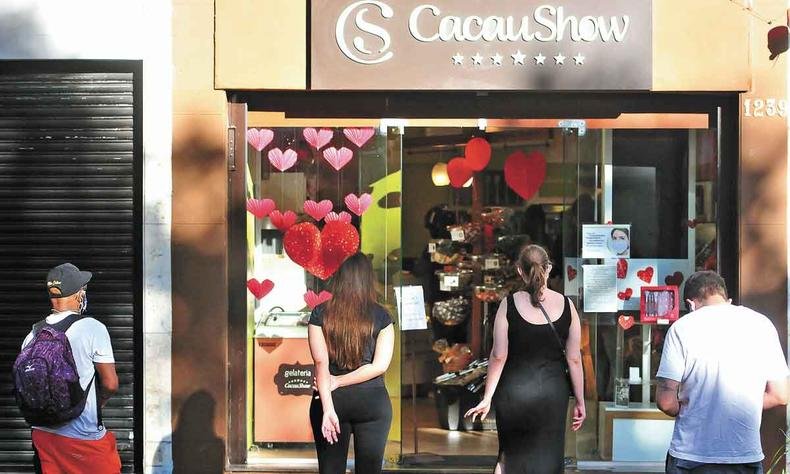 (foto: Gladyston Rodrigues/EM/D.A Press %u2013 12/6/20) fachada de loja da cacau show