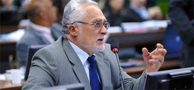 (foto: Lucio Bernardo Jr. / Cmara dos Deputados)