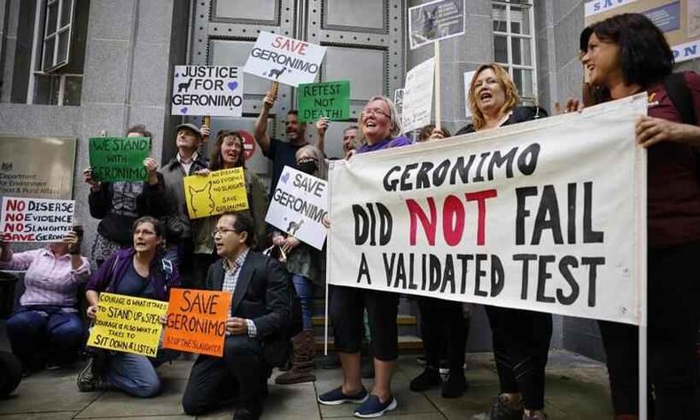Manifestantes marcharam entre o Ministério da Agricultura e Downing Street, onde mora Boris Johnson(foto: Tolga Akmen/AFP) Manifestantes marcharam entre o Ministério da Agricultura e Downing Street, onde mora Boris Johnson(foto: Tolga Akmen/AFP)