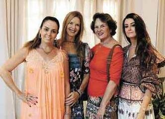 Carolina, Juliana, Tereza e Duda Recoder(foto: Bárbara Dutra/divulgação) Carolina, Juliana, Tereza e Duda Recoder
