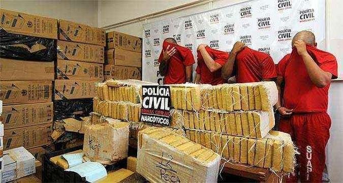 Grupo seria respons�vel por abastecer de drogas v�rias cidades brasileiras(foto: T�lio Santos/EM/D.A Press)
