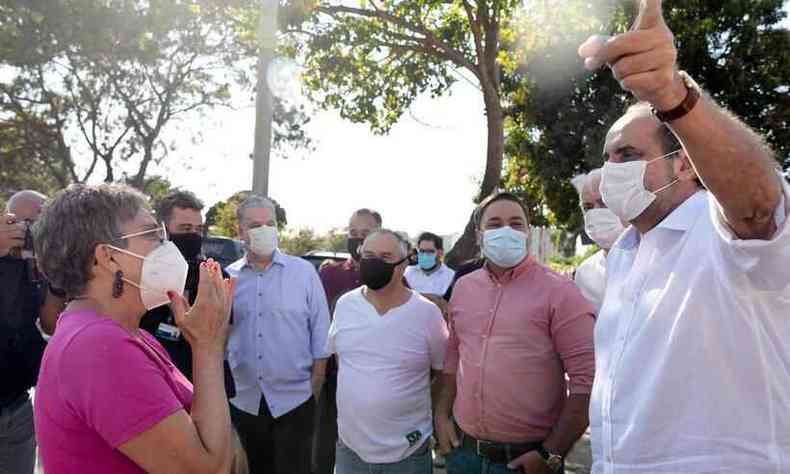 Marlia e Kalil participaram de anncio de obra em avenida entre BH e Contagem(foto: Janine Moraes/Prefeitura de Contagem)