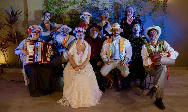 Atores da Trupe de Teatro e Pesquisa