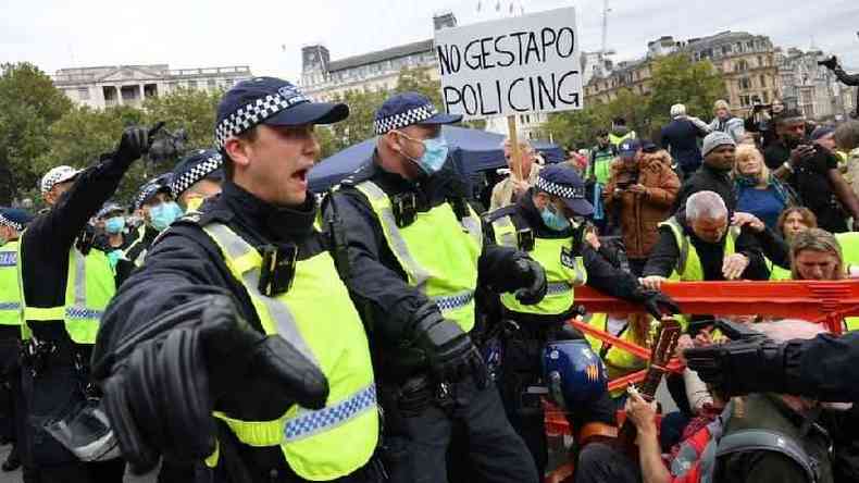 Polcia dispersou manifestantes(foto: Getty Images)