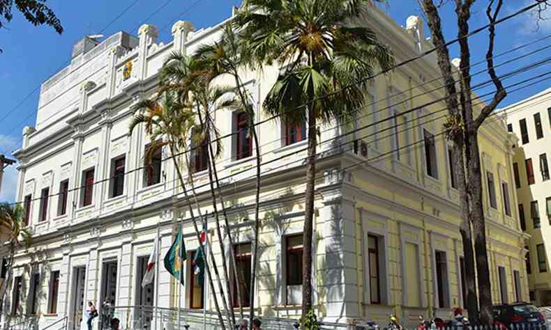 fachada da Cmara Municipal de Juiz de Fora
