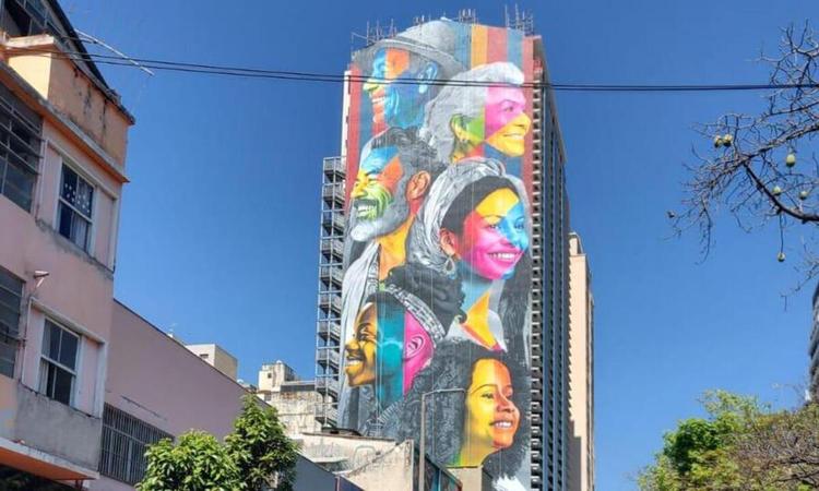 Empena do artista Eduardo Kobra no Centro de Belo Horizonte
