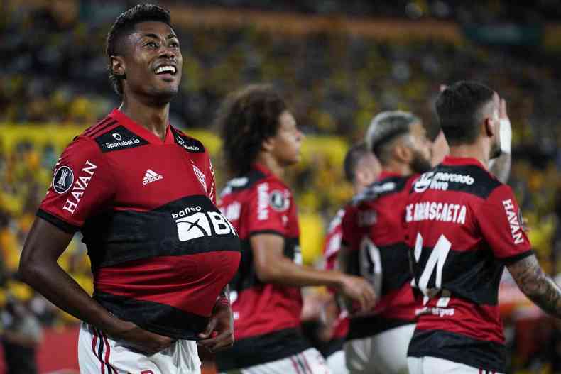 'Segundo os europeus, o nico time sul-americano em condies de competir de igual para igual com os grandes de l  o Flamengo'